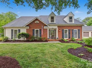 5000 Whitwell Ct, Charlotte, NC 28226