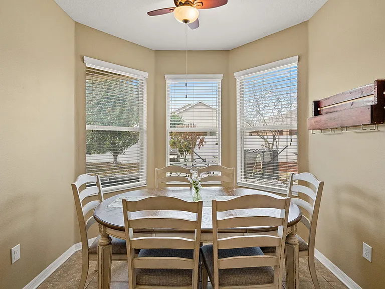 7506 Forest Mere Dr — Photo 11