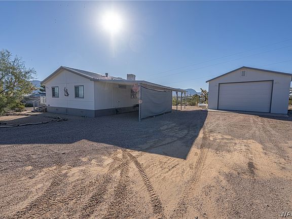 5th image of 390 E Whitmore Drive