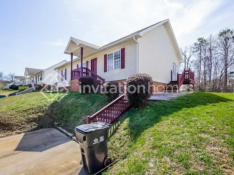 5217 Milhaven Ln — Photo 1
