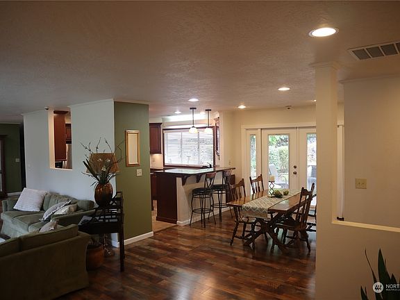 5th image of 3168 Wildwood Drive