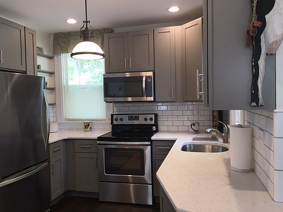 Kitchen -new stainless