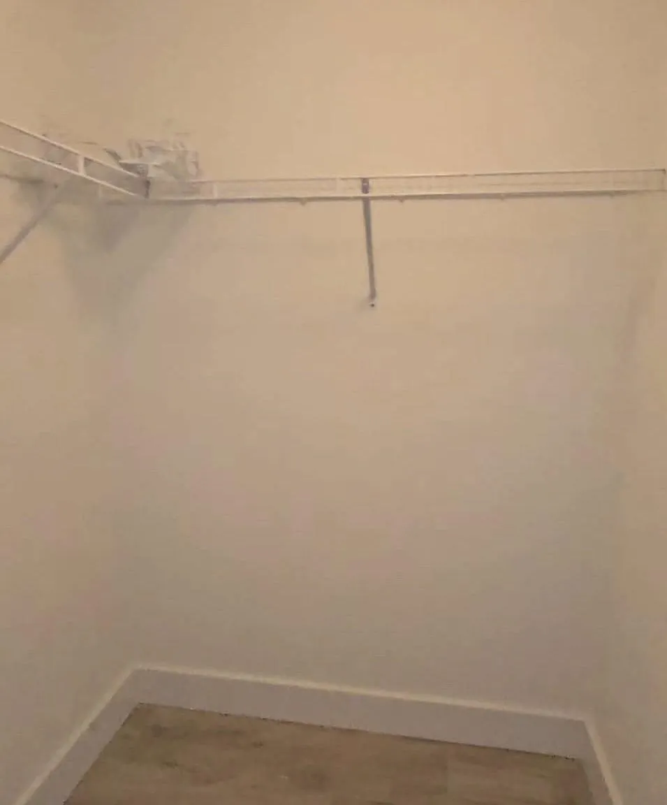 1 bed, 1.0 bath, $3,800 — Photo 4