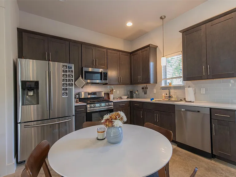 1608 Ulit Ave #B — Photo 4