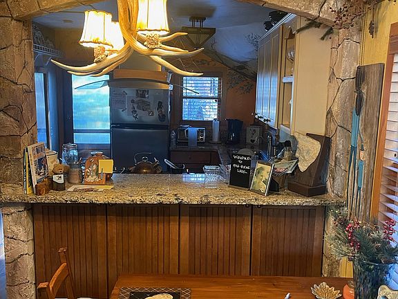 3rd image of 42707 La Cerena Ave