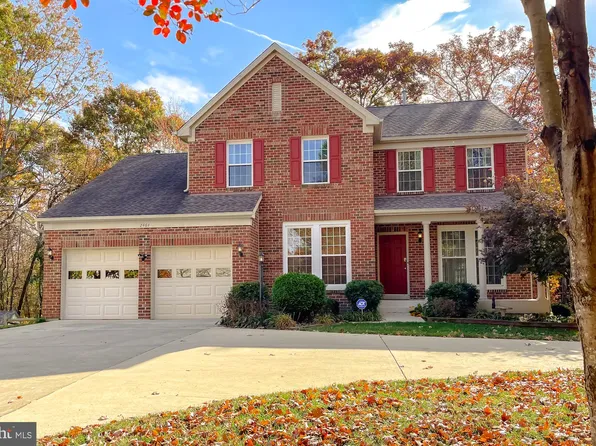 2464 Kenbrook Ct, Waldorf, MD 20603