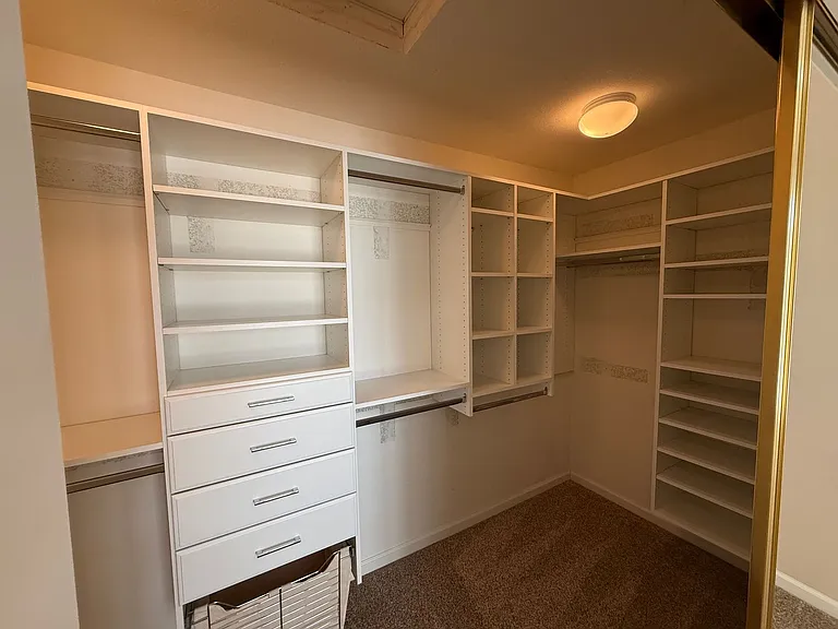 4024 Eastport Dr — Photo 21