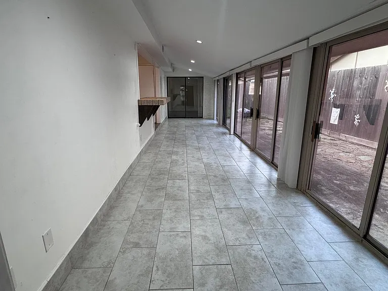 15602 Camino Del Sol Dr — Photo 10