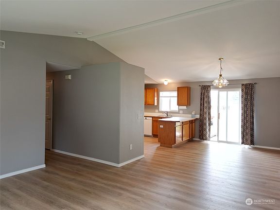 4th image of 1712 E Wildcat Lane