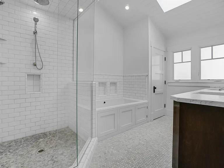 44 Sunset Ave #1 — Photo 34