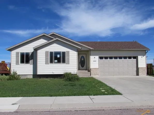 662 Airway Ct, Box Elder, SD 57719