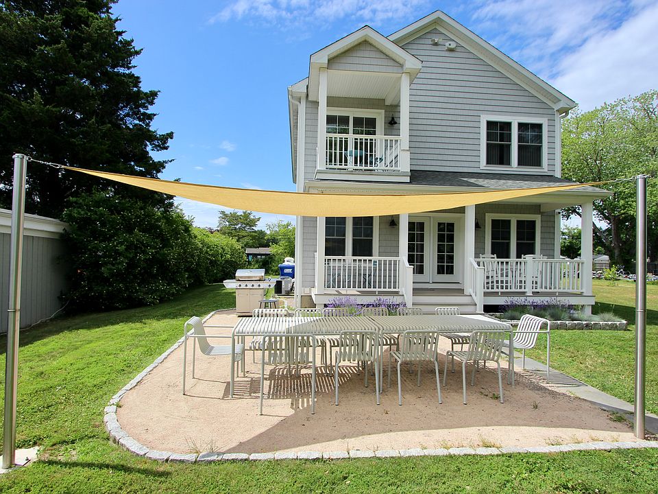 Waterfront Five Bedroom House