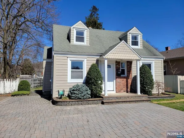 409 Hamburg Tpke, Pompton Lakes, NJ 07442