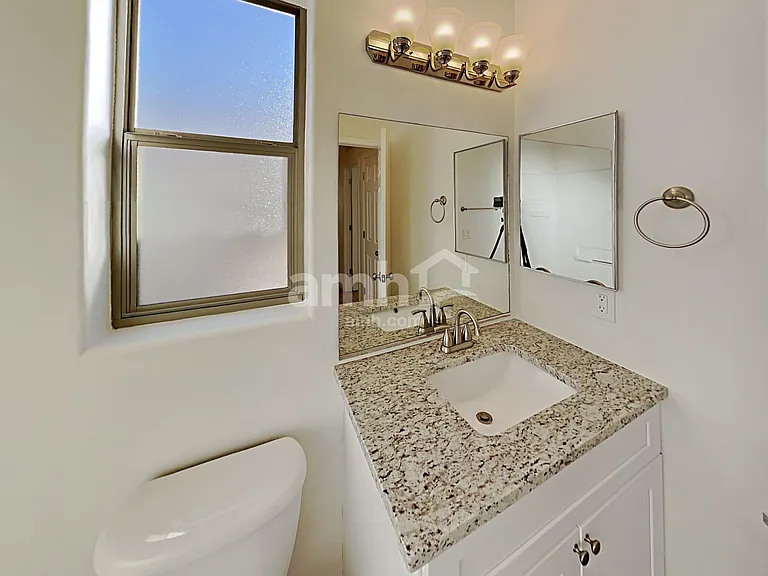 124 E Calle Puente Azul — Photo 14