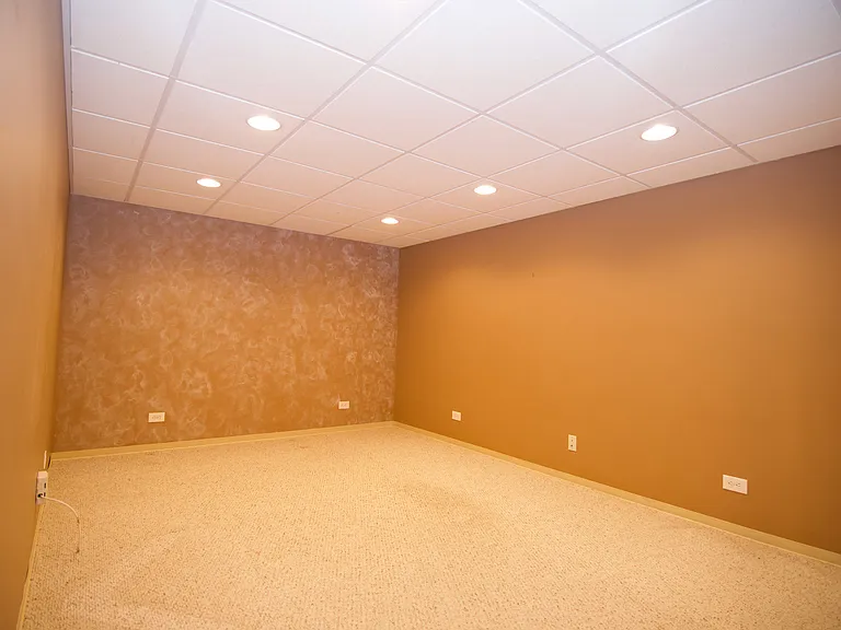 253 W Golfview Ter — Photo 15