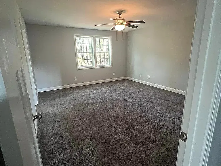 411 Caddie Ct — Photo 6