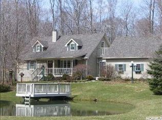 3747 Red Oak Rd, Rock Creek, OH 44084