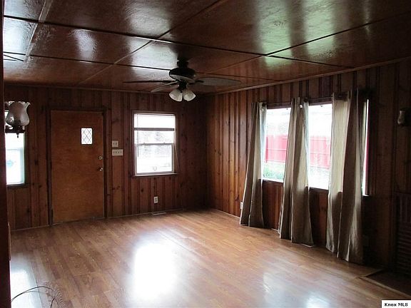 2nd image of 1 Grandview Dr