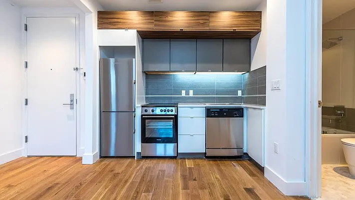 Rented by Nooklyn NYC LLC | media 24