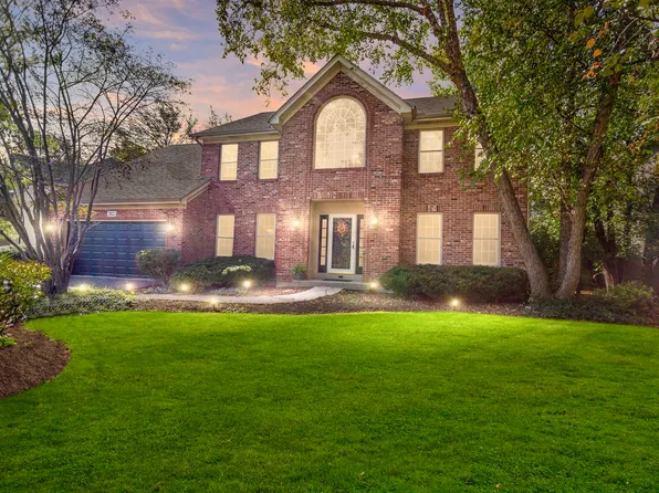 762 Feather Sound Dr, Bolingbrook, IL 60440