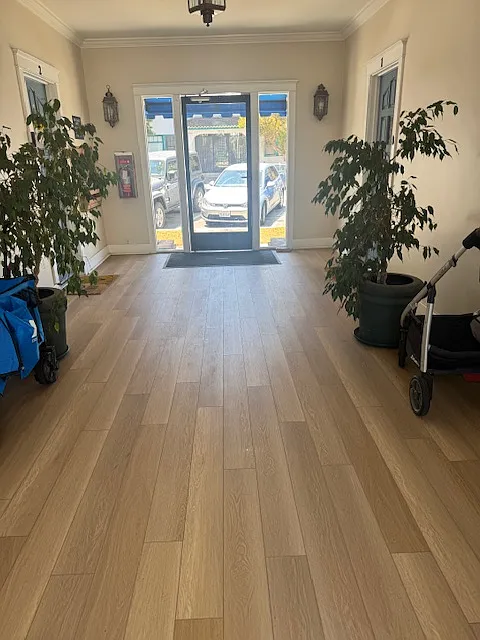 1 bed, 850 sqft, $2,350 — Photo 3
