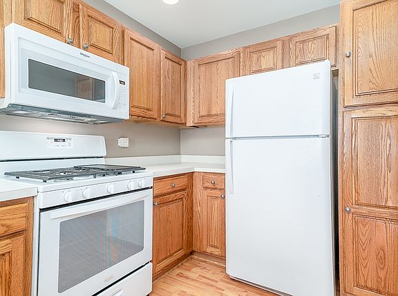 5th image of 500 Flanagan Dr Unit A