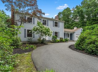 18 Indian Cove Rd, Marion, MA 02738