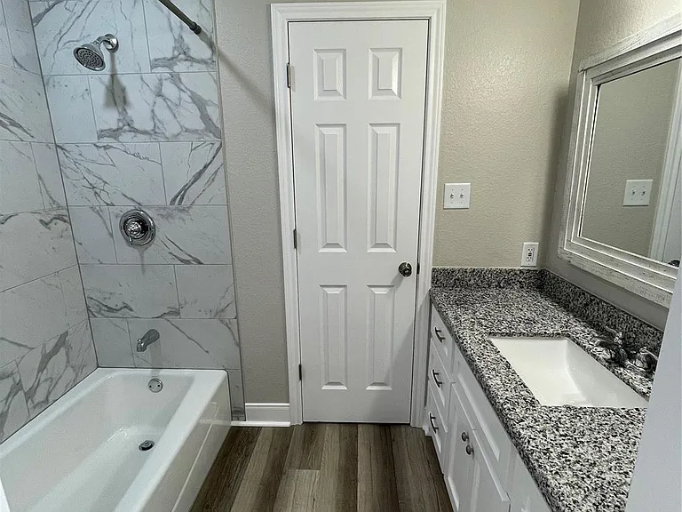 309 Ryan St — Photo 24