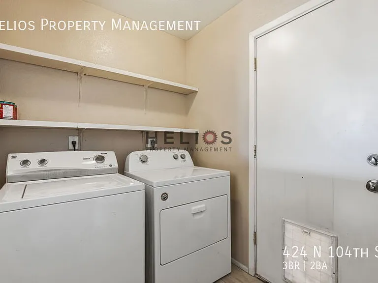 424 N 104th St — Photo 11