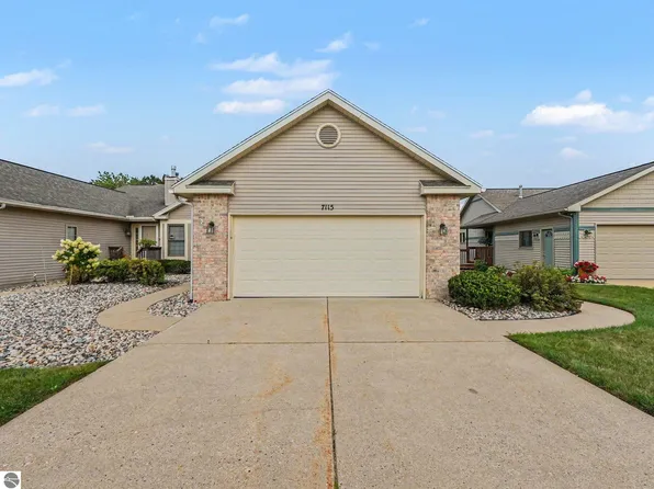 7115 Glen Terra Dr, Lansing, MI 48917