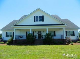 902 Cubie Rd, Effingham, SC 29541