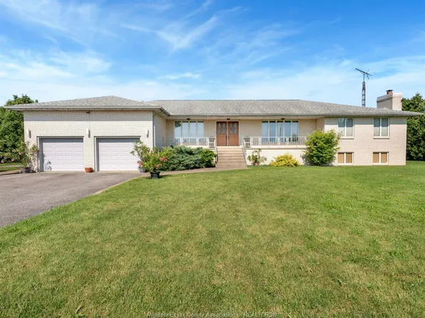 4155 Manning Rd, Tecumseh, ON N0R 1K0