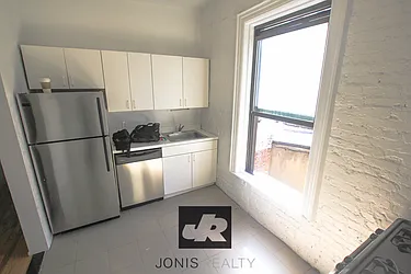 Rented by Jonis Realty