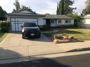 1752 Rall Ave, Clovis, CA 93611