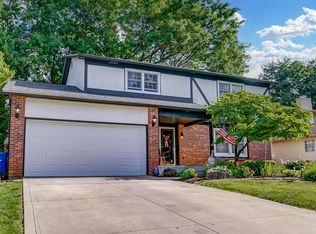 1727 Staffordshire Rd, Columbus, OH 43229