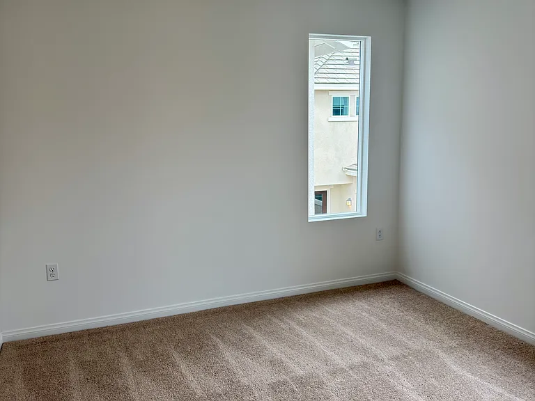 1261 Galaxy Way — Photo 35