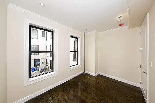 Rented by Avenues Real Estate | media 14