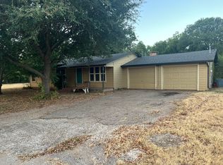 203 N 1st St, Rio Vista, TX 76093