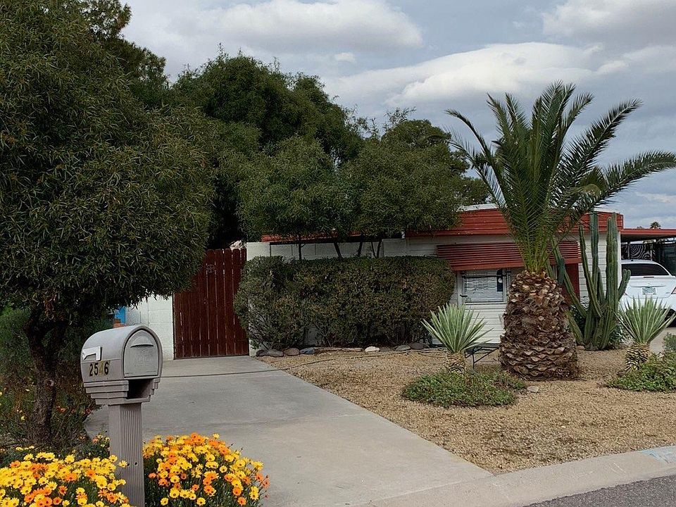 1st image of 2546 E Morrow Dr