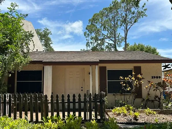 1989 Madrid Ct N, Clearwater, FL 33763