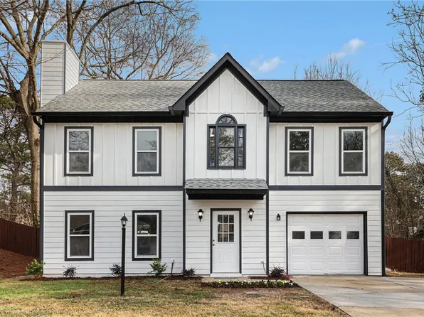 1035 Dominion Ct, Lawrenceville, GA 30044