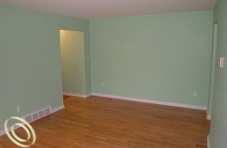 4th image of 4840 Briarwood Ave APT 2