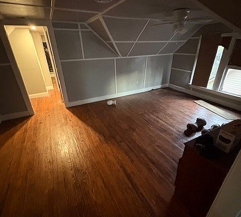 5th image of 13404 Claiborne Rd