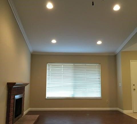 3rd image of 1231 E Merion Ct