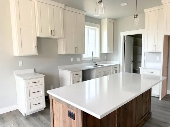 936 E 410 N #183, Hyde Park, UT 84318