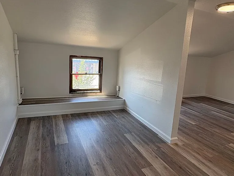 906 N Central Ave — Photo 10