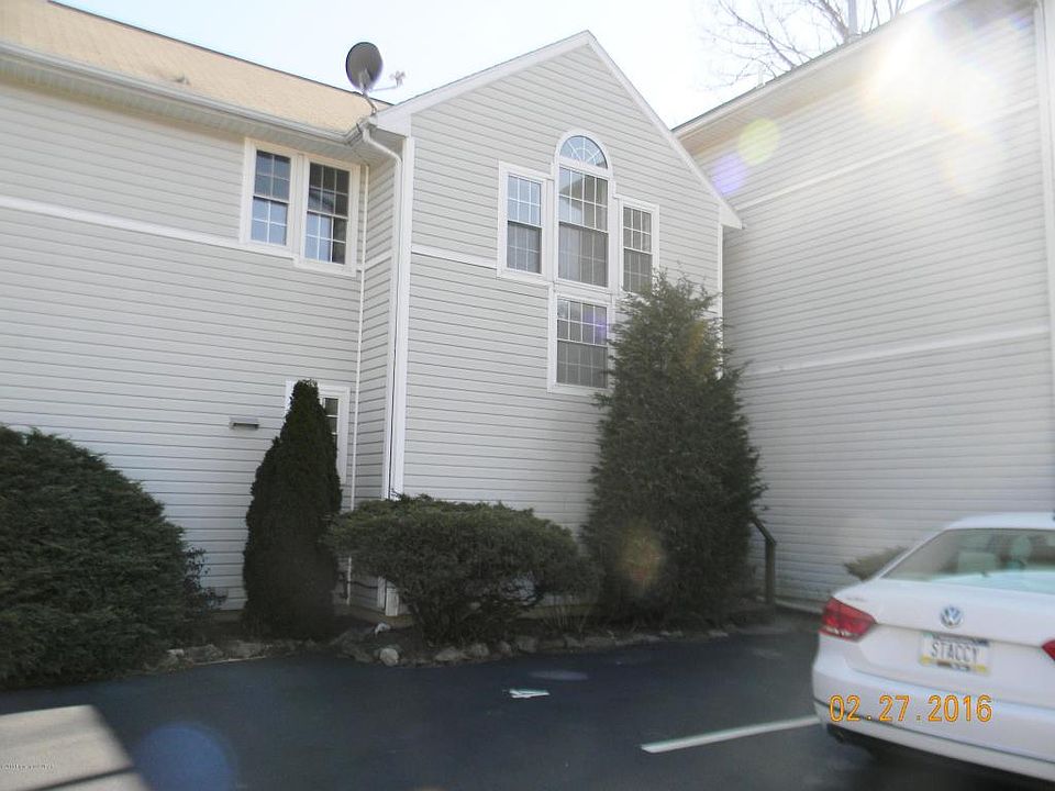 1st image of 4 Allenberry Dr