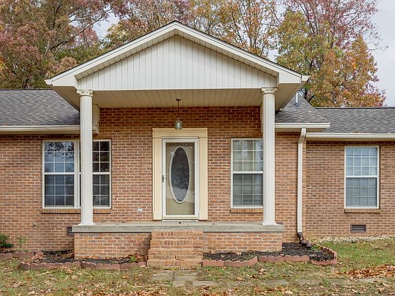 3rd image of 539 Callahan Dr