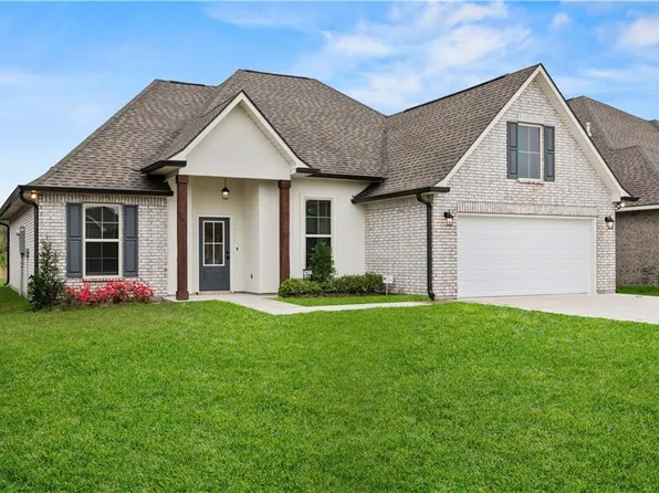 1421 Zachery Ct, Covington, LA 70435