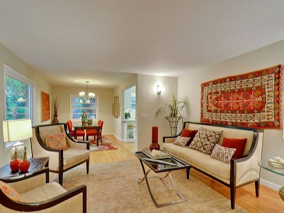 2nd image of 802 Bruce Dr